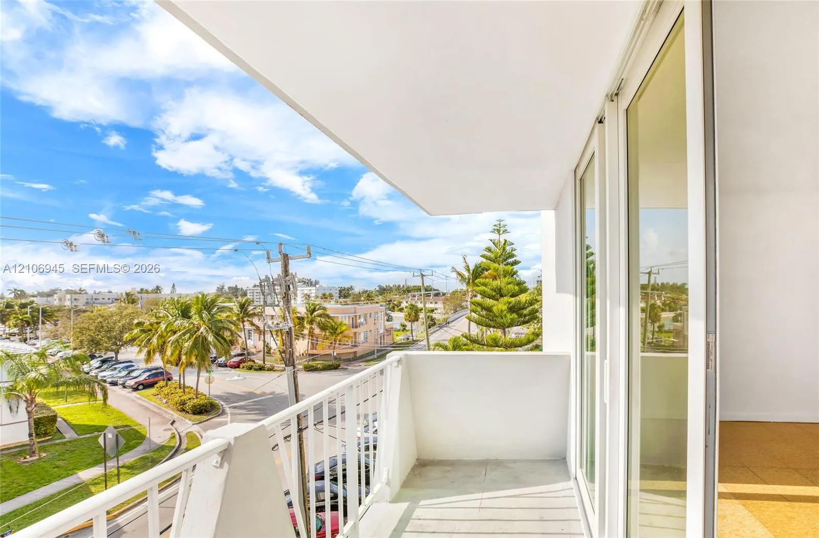 7133 Bay Drive #401