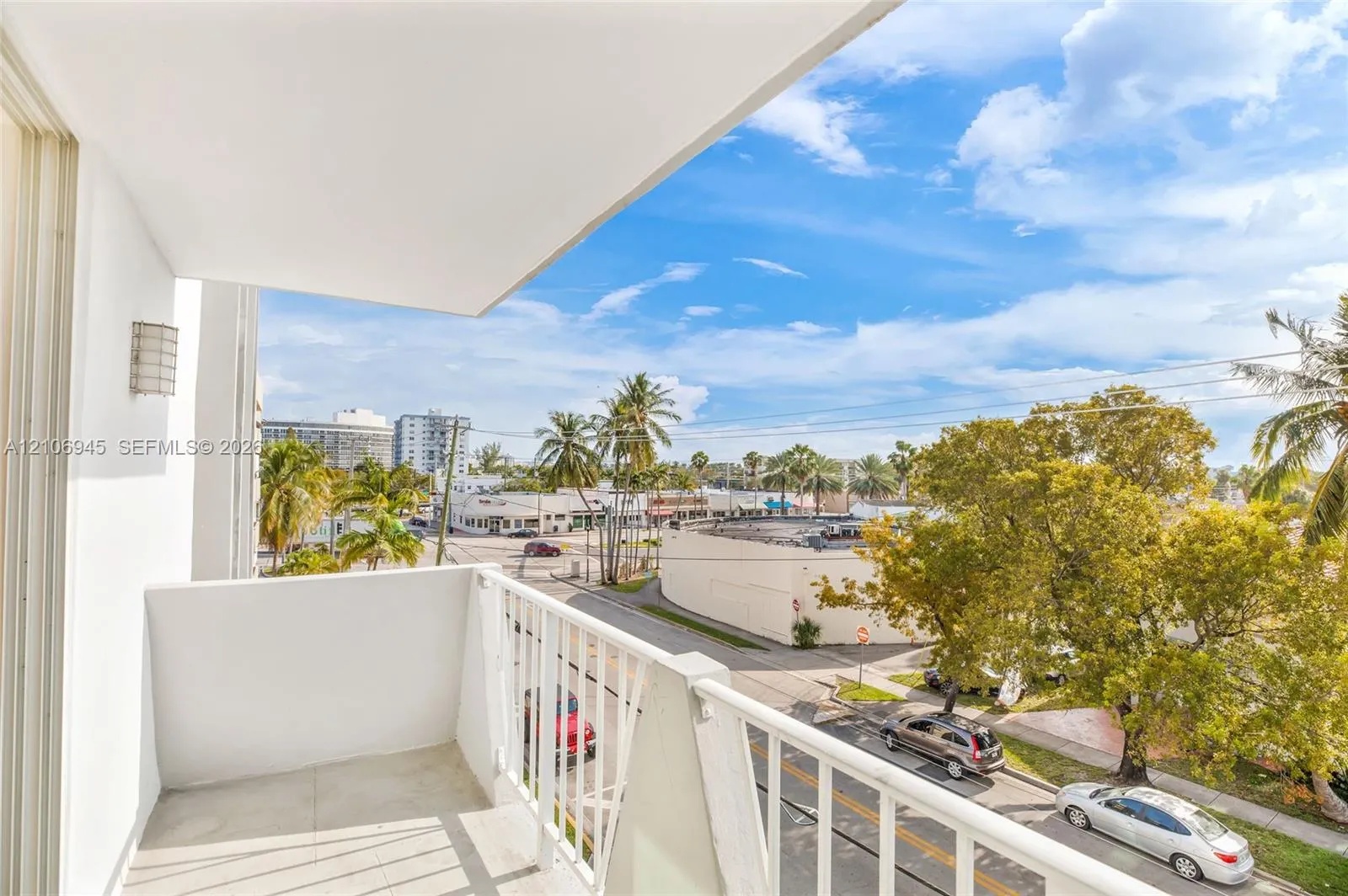 7133 Bay Drive #401