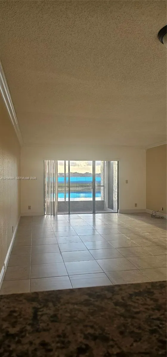 280 Racquet Club Road #103