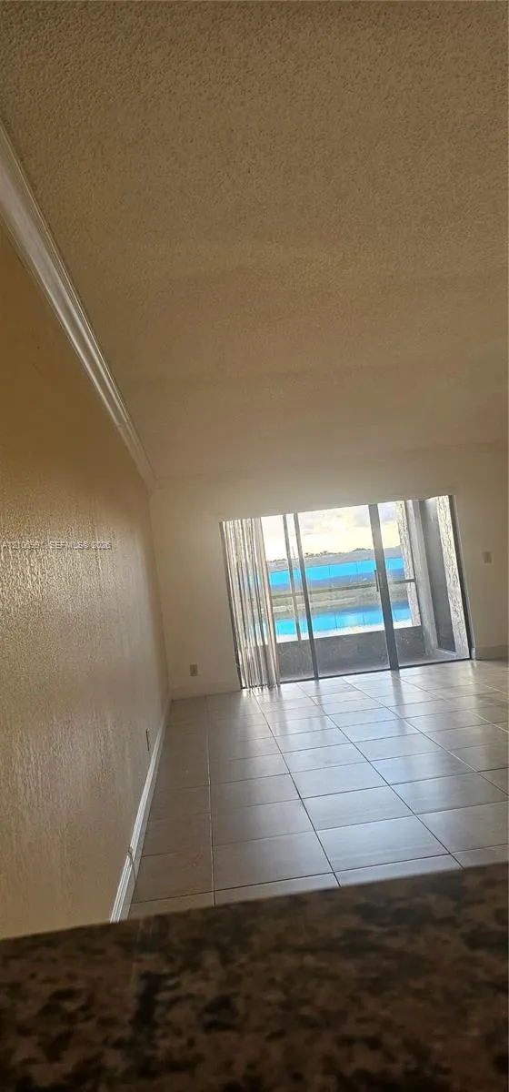 280 Racquet Club Road #103
