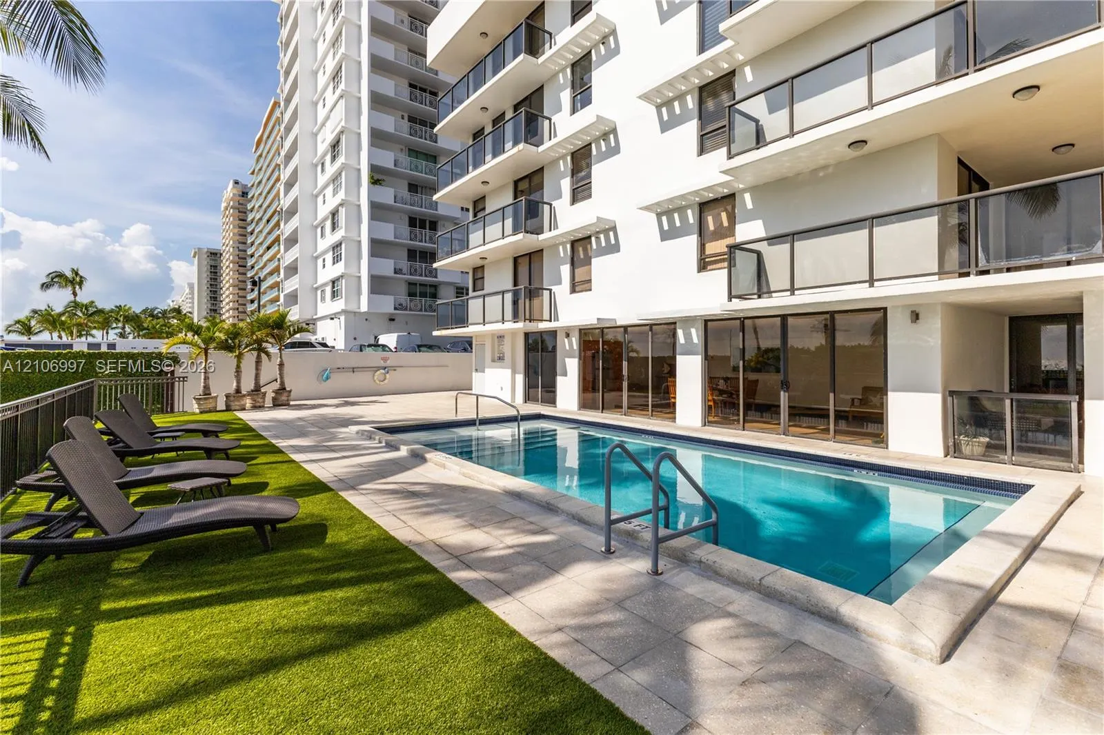 5845 Collins Avenue #405/406