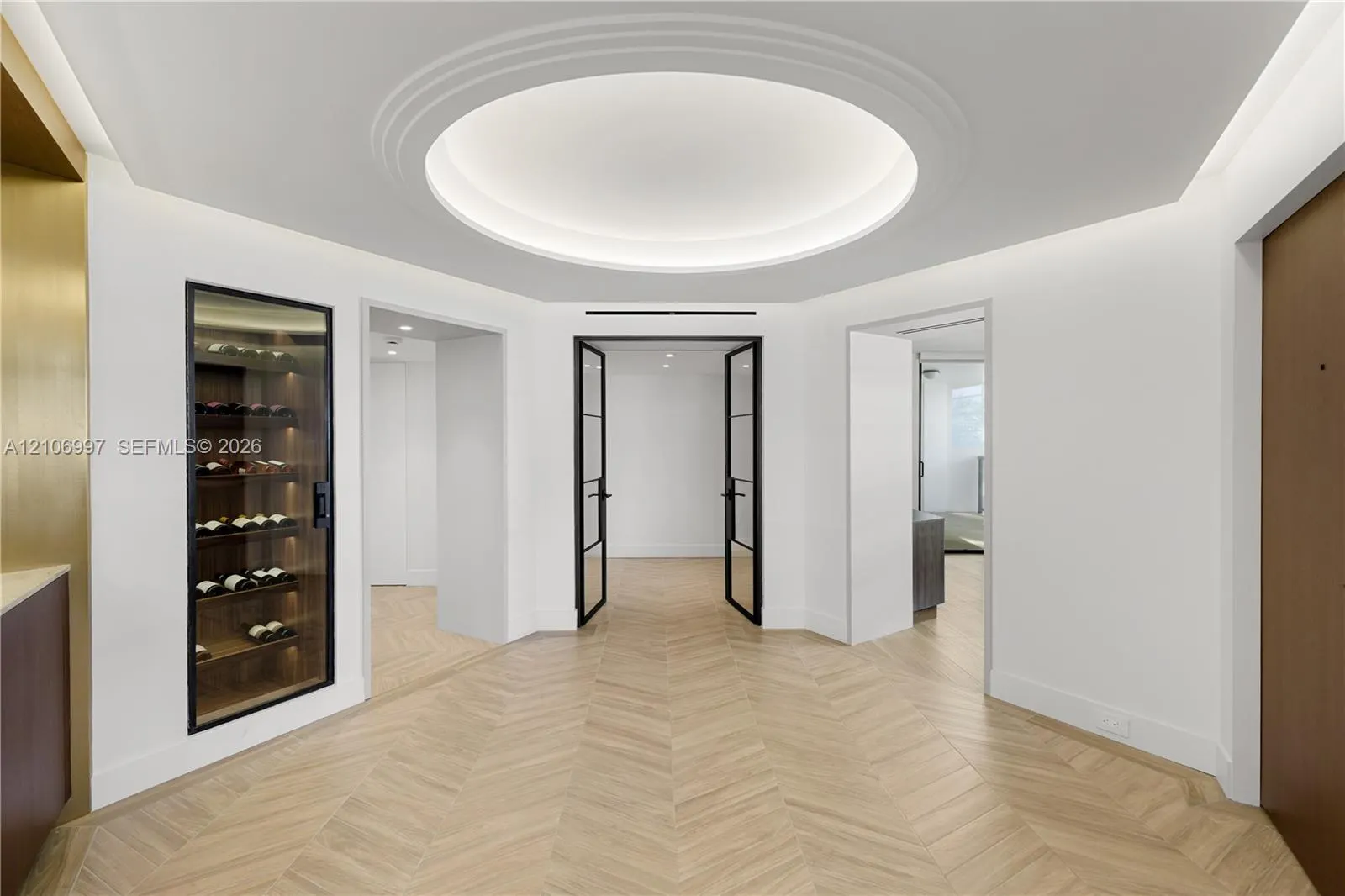 5845 Collins Avenue #405/406