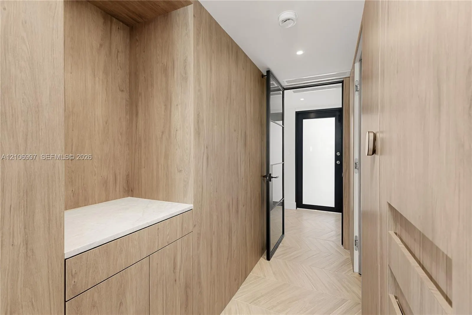 5845 Collins Avenue #405/406