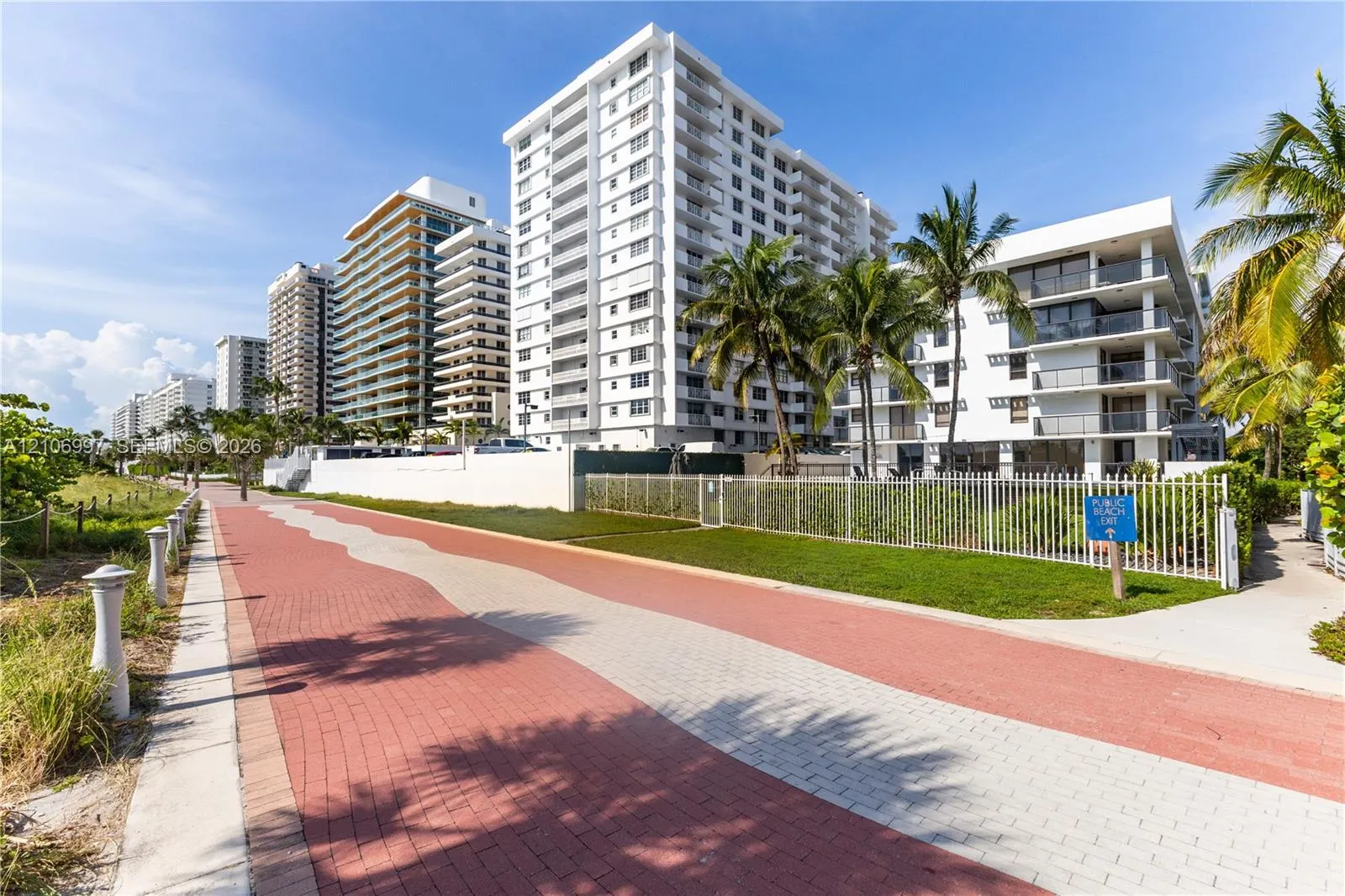 5845 Collins Avenue #405/406