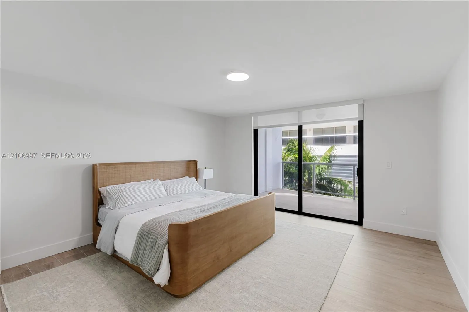 5845 Collins Avenue #405/406