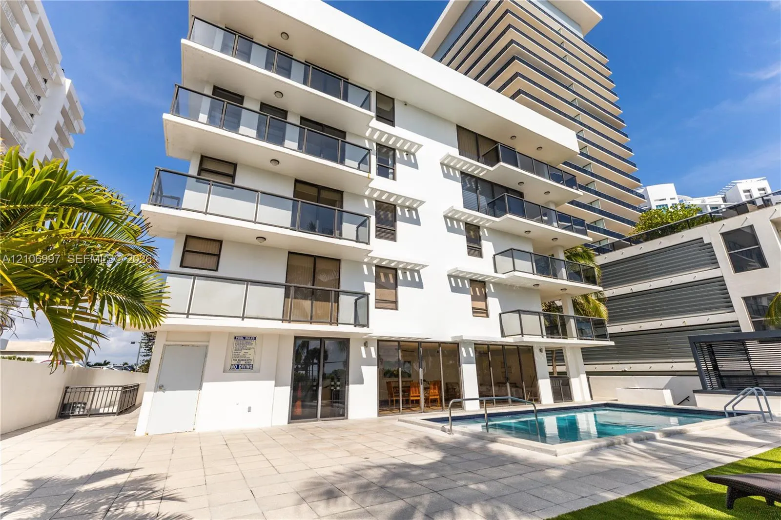 5845 Collins Avenue #405/406