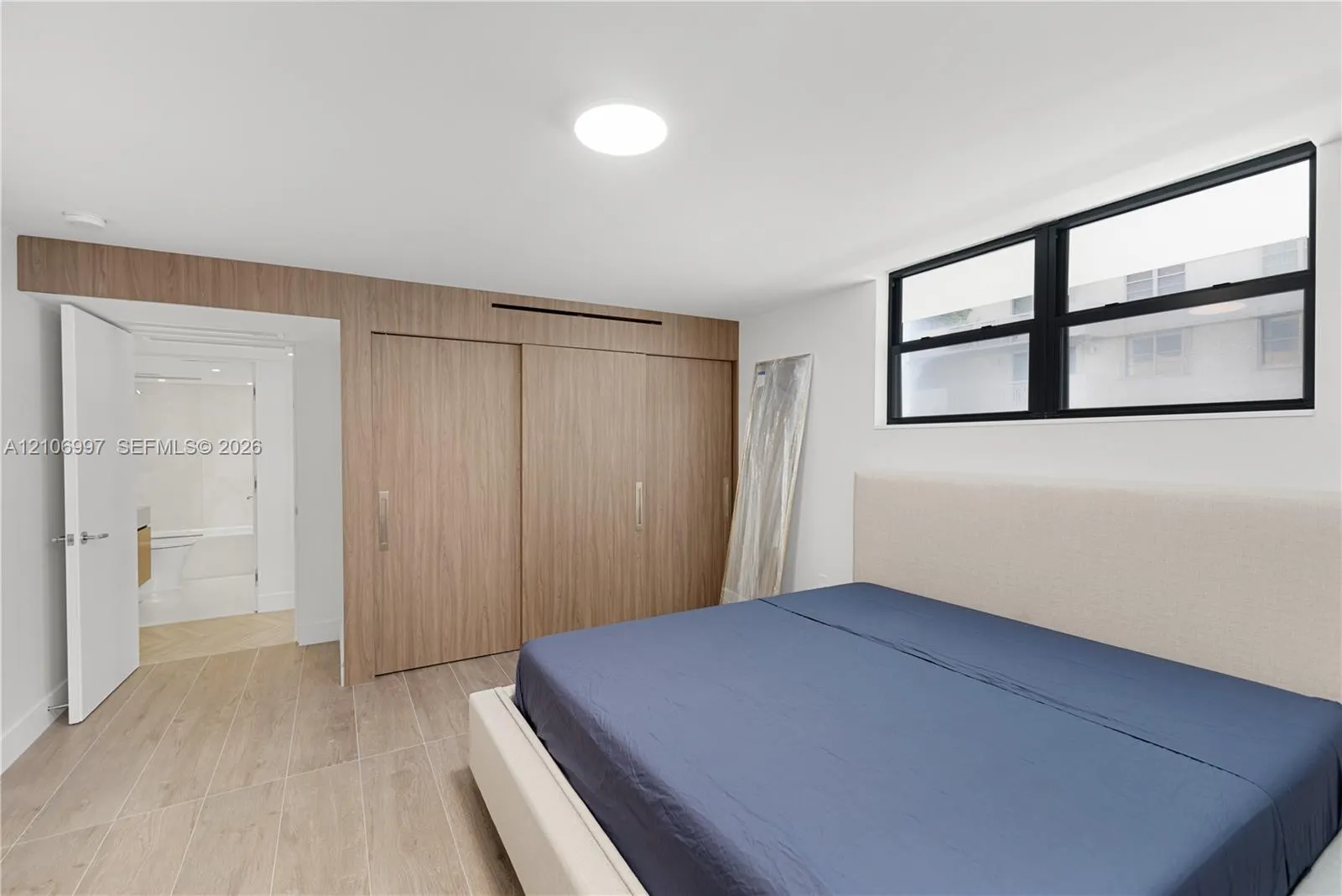 5845 Collins Avenue #405/406