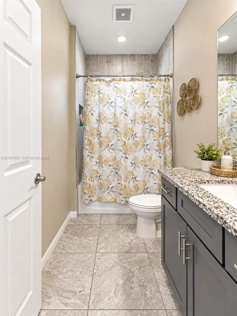6016 W Joy Court