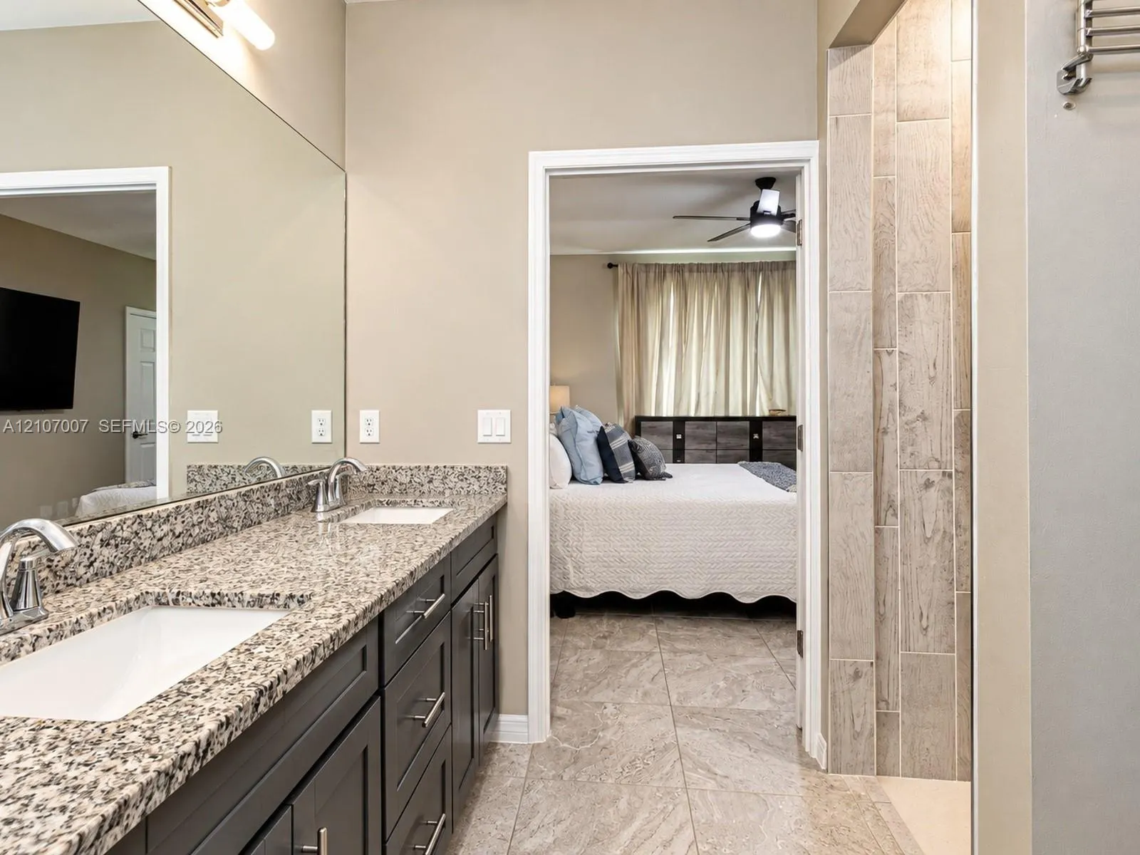 6016 W Joy Court
