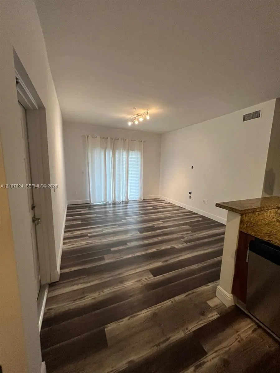 7260 NW 114th Avenue #20610