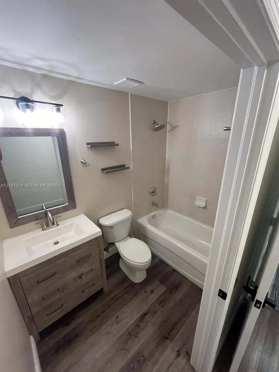 7260 NW 114th Avenue #20610