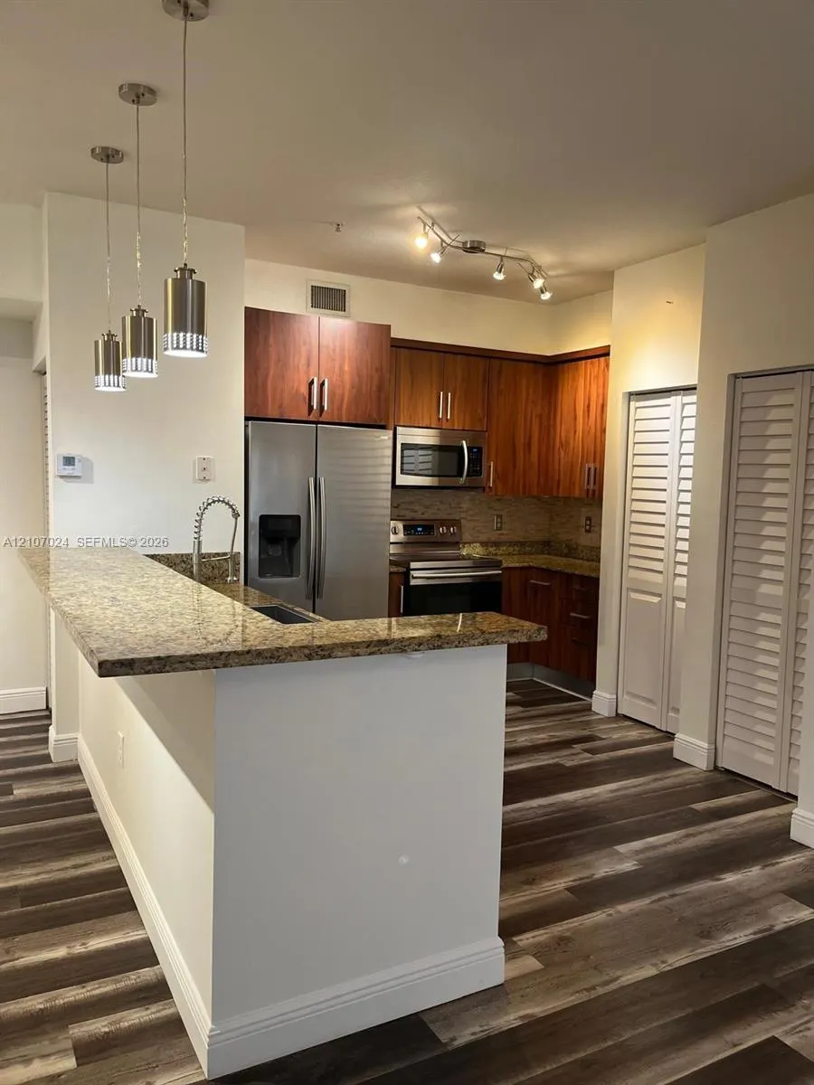 7260 NW 114th Avenue #20610
