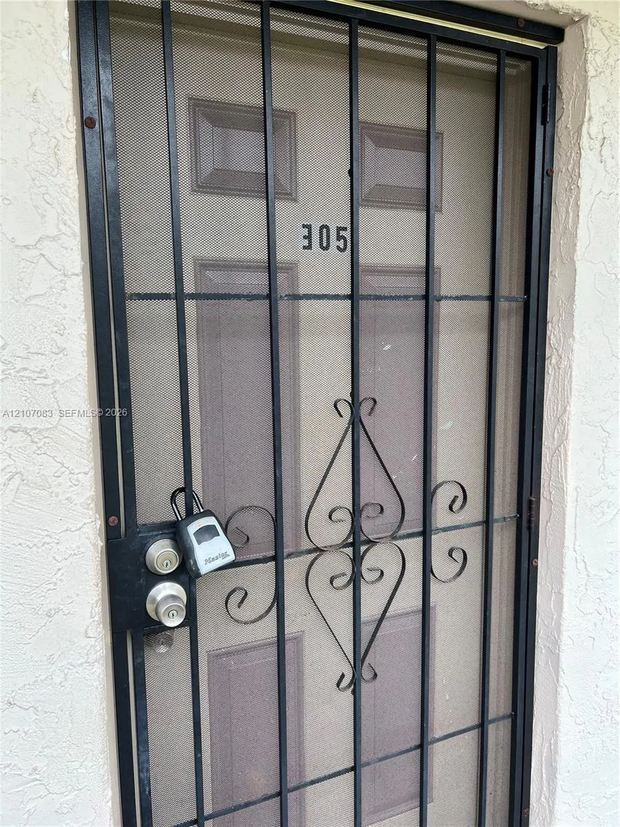 2800 NW 56th Avenue #B305
