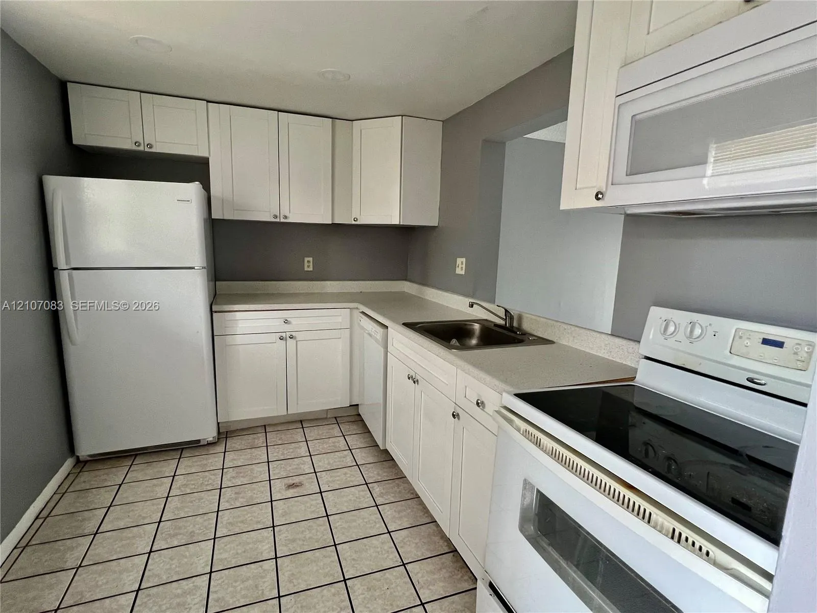 2800 NW 56th Avenue #B305
