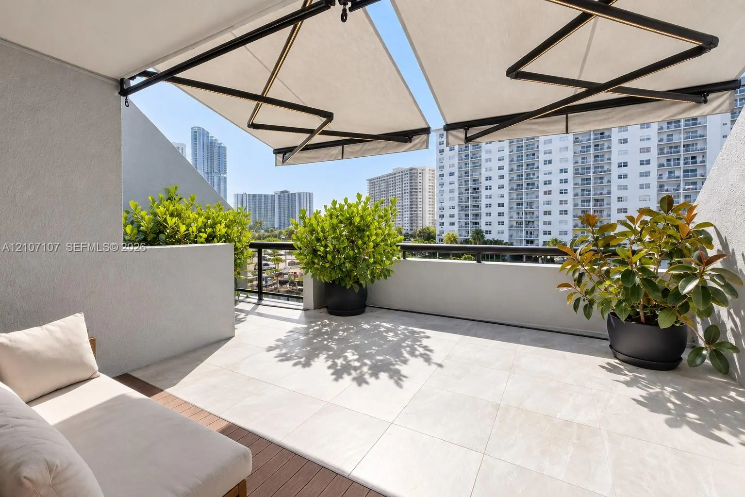 416 Poinciana Drive #1722