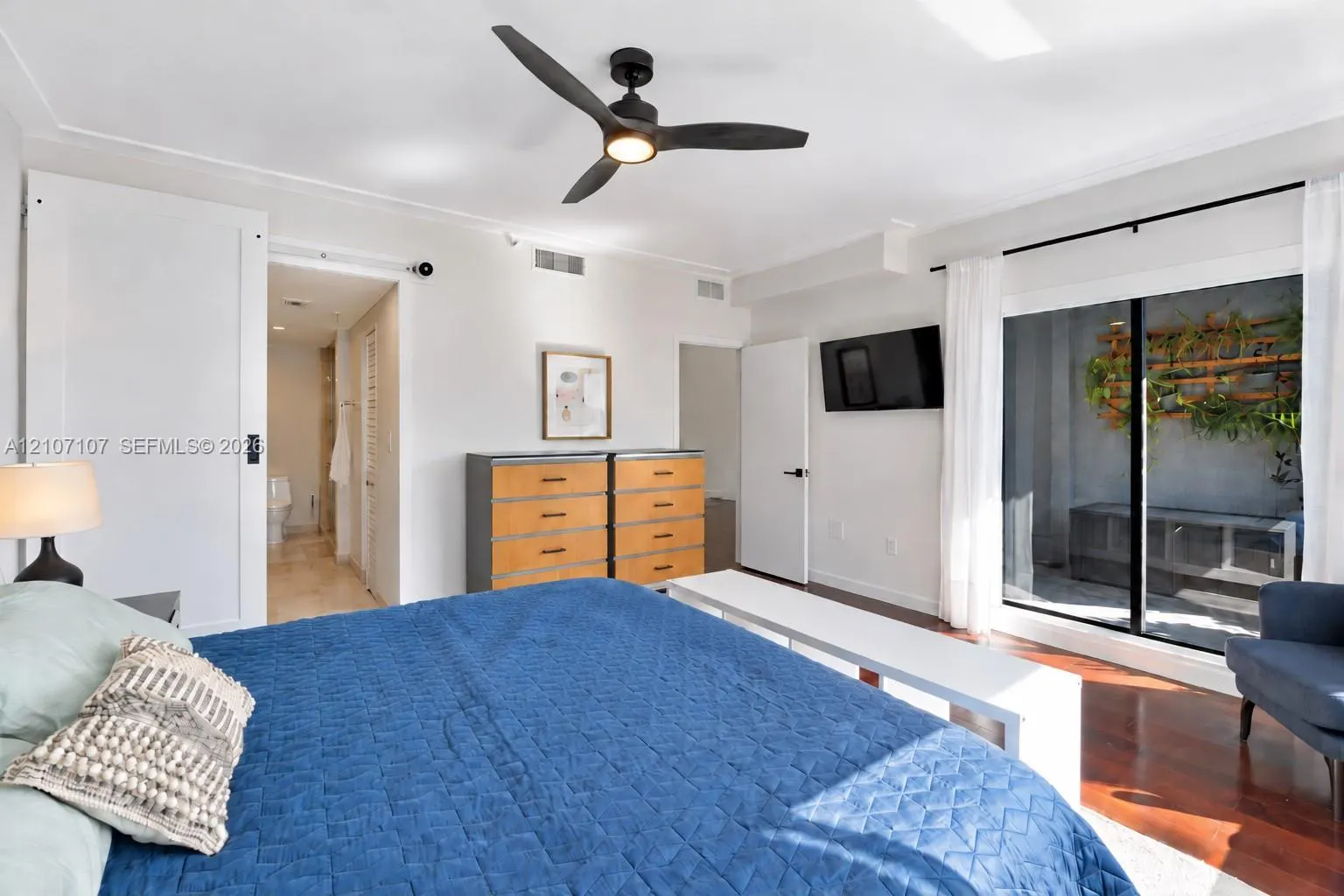 416 Poinciana Drive #1722