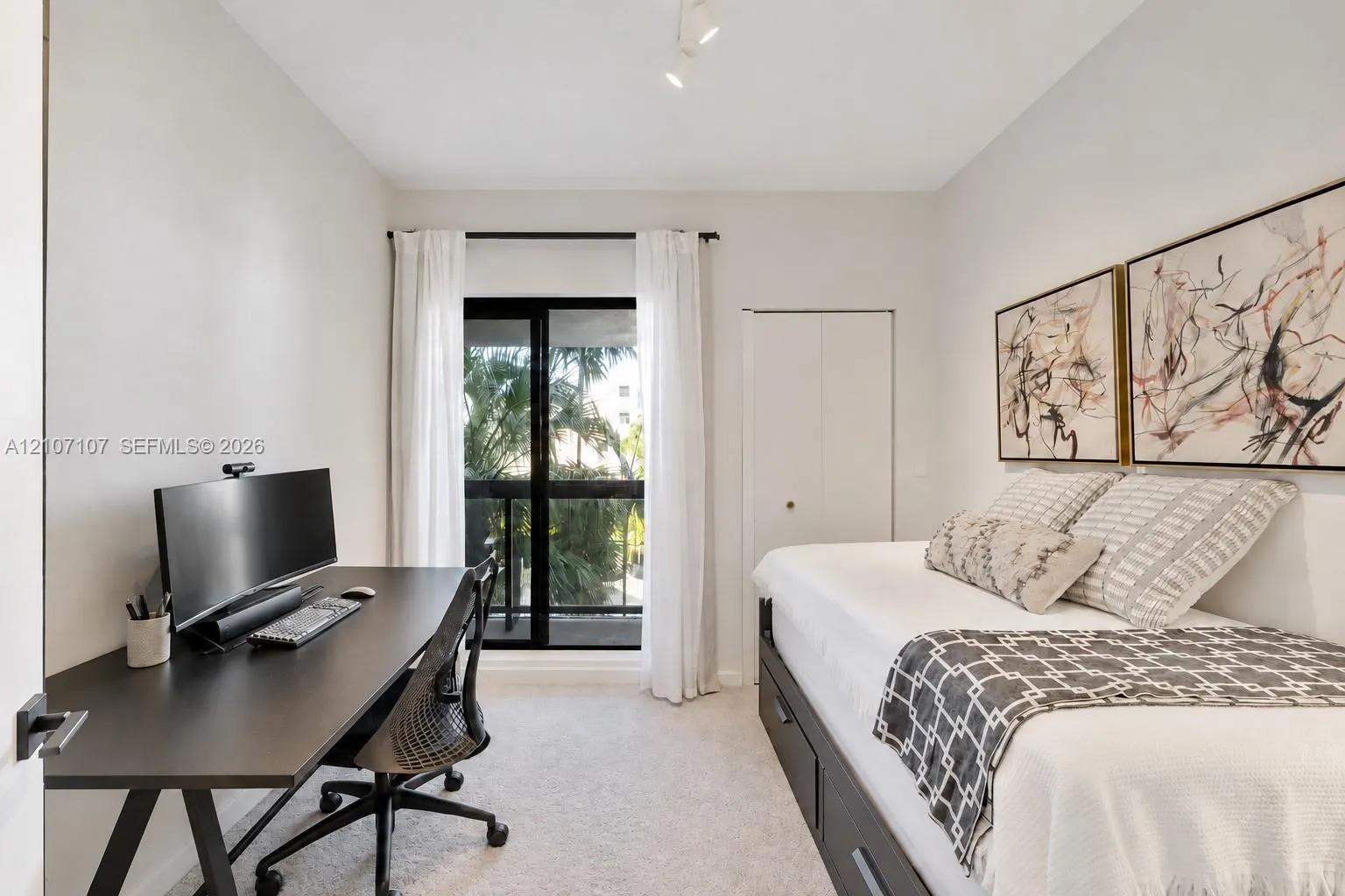 416 Poinciana Drive #1722