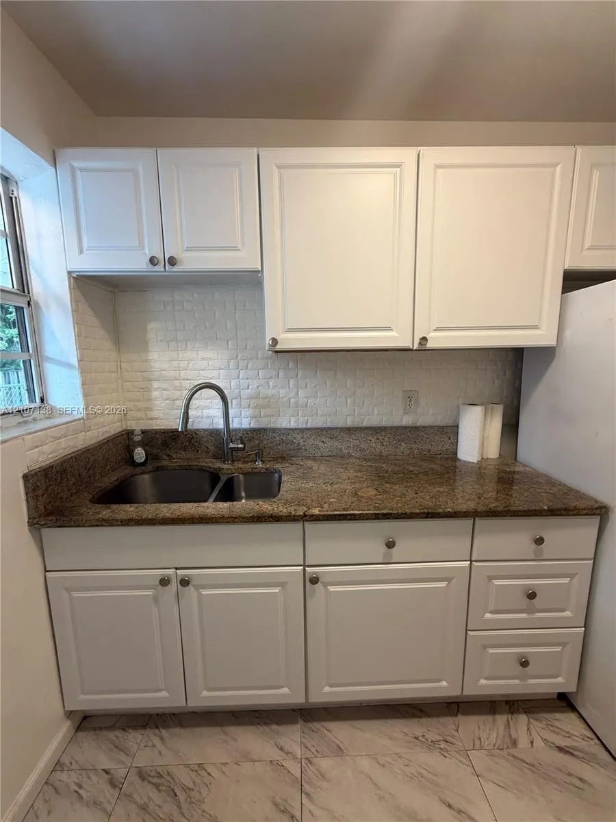 1010 NE 112th Street #1010