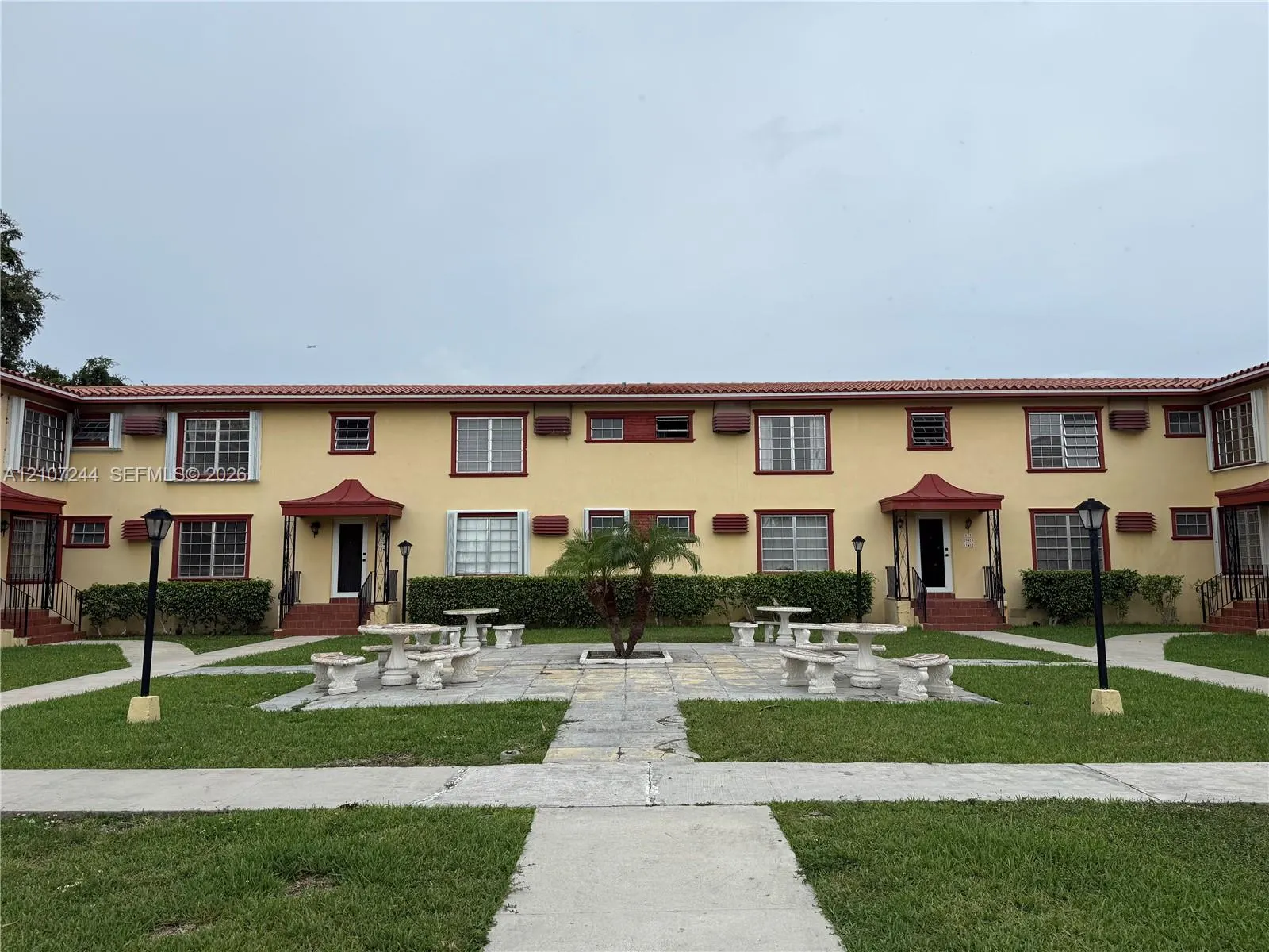 643 SW 11th Street #12-W