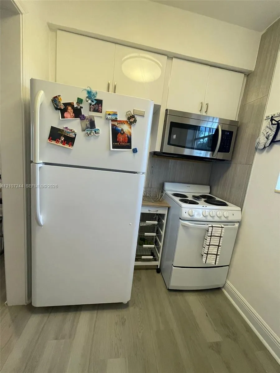 643 SW 11th Street #12-W