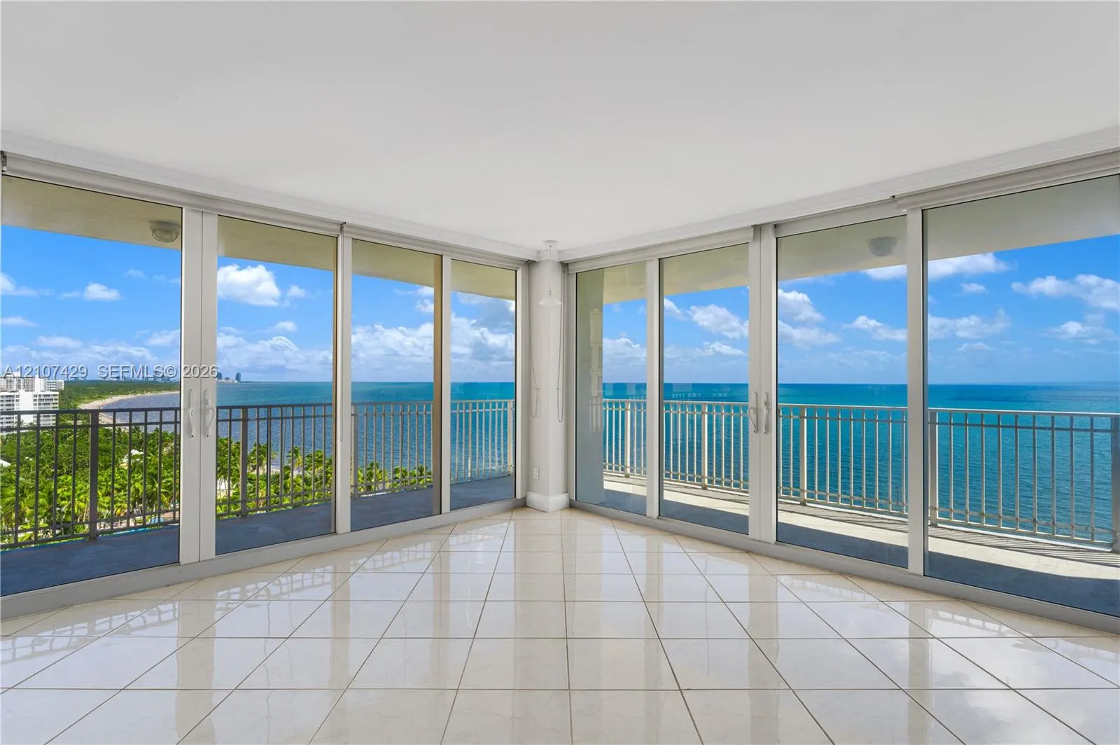 881 Ocean Drive #13H