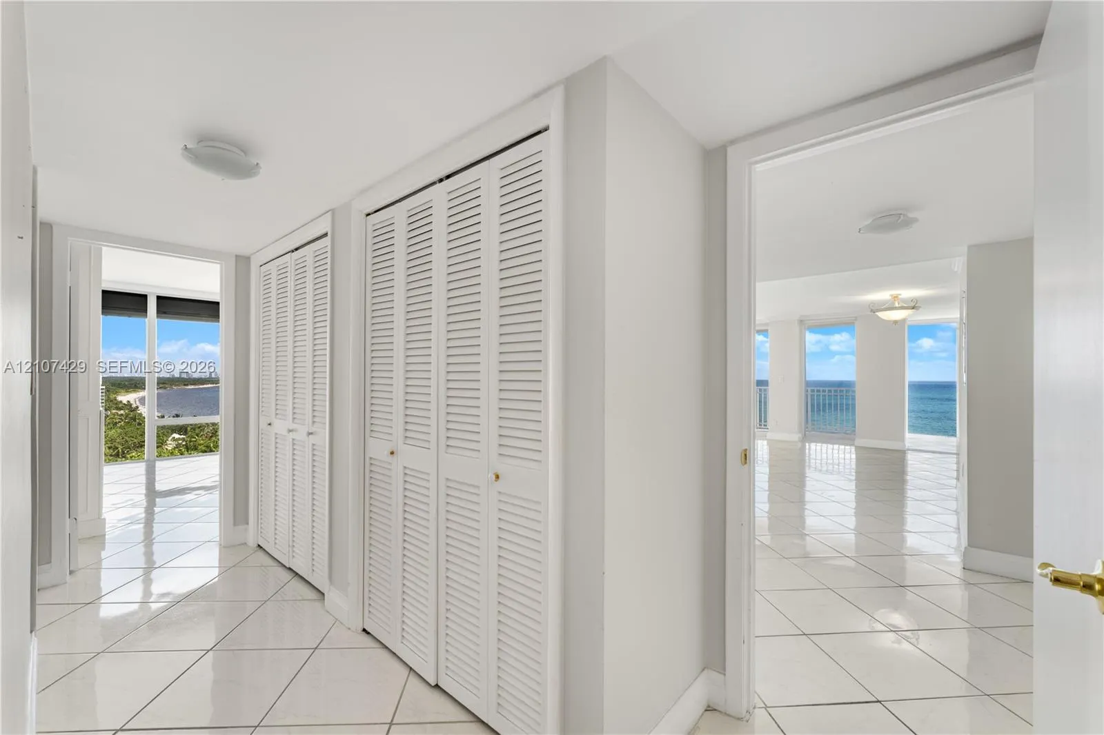 881 Ocean Drive #13H