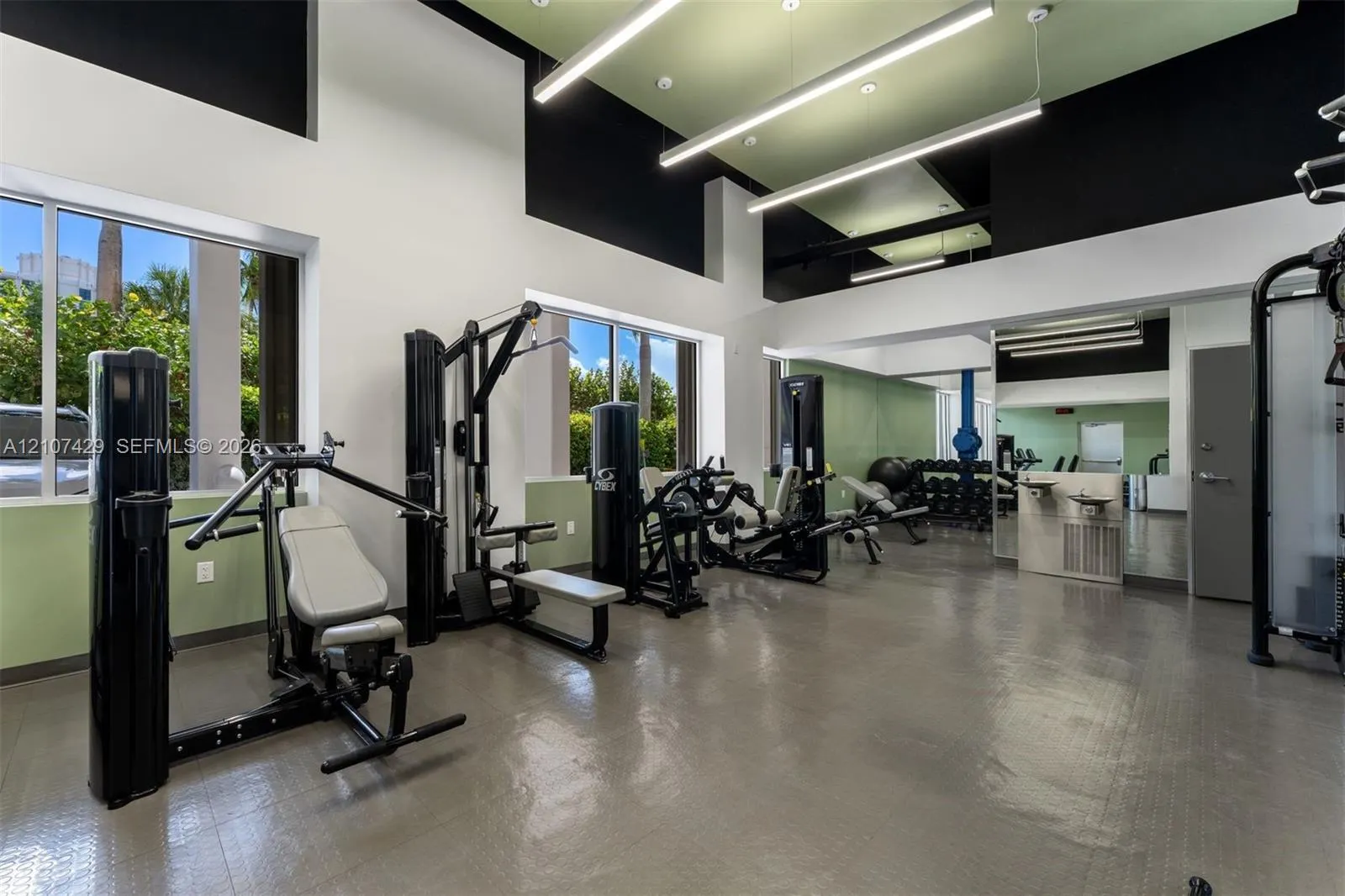 881 Ocean Drive #13H