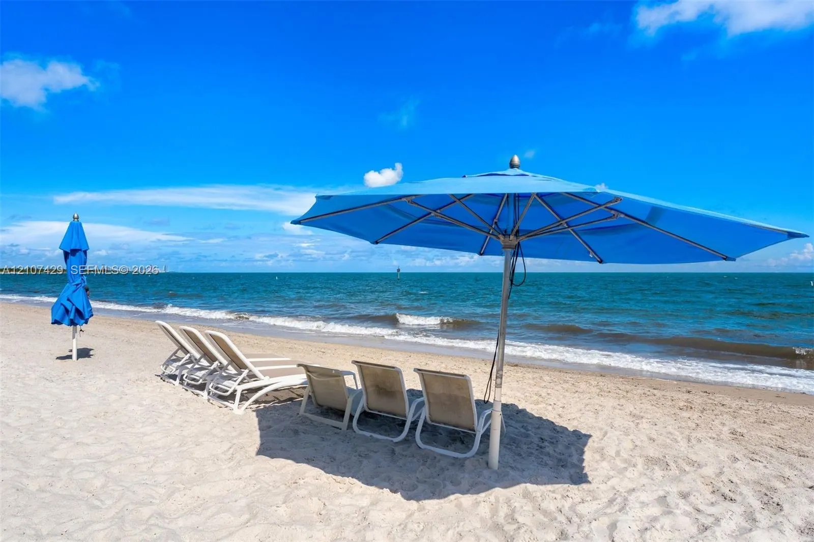 881 Ocean Drive #13H
