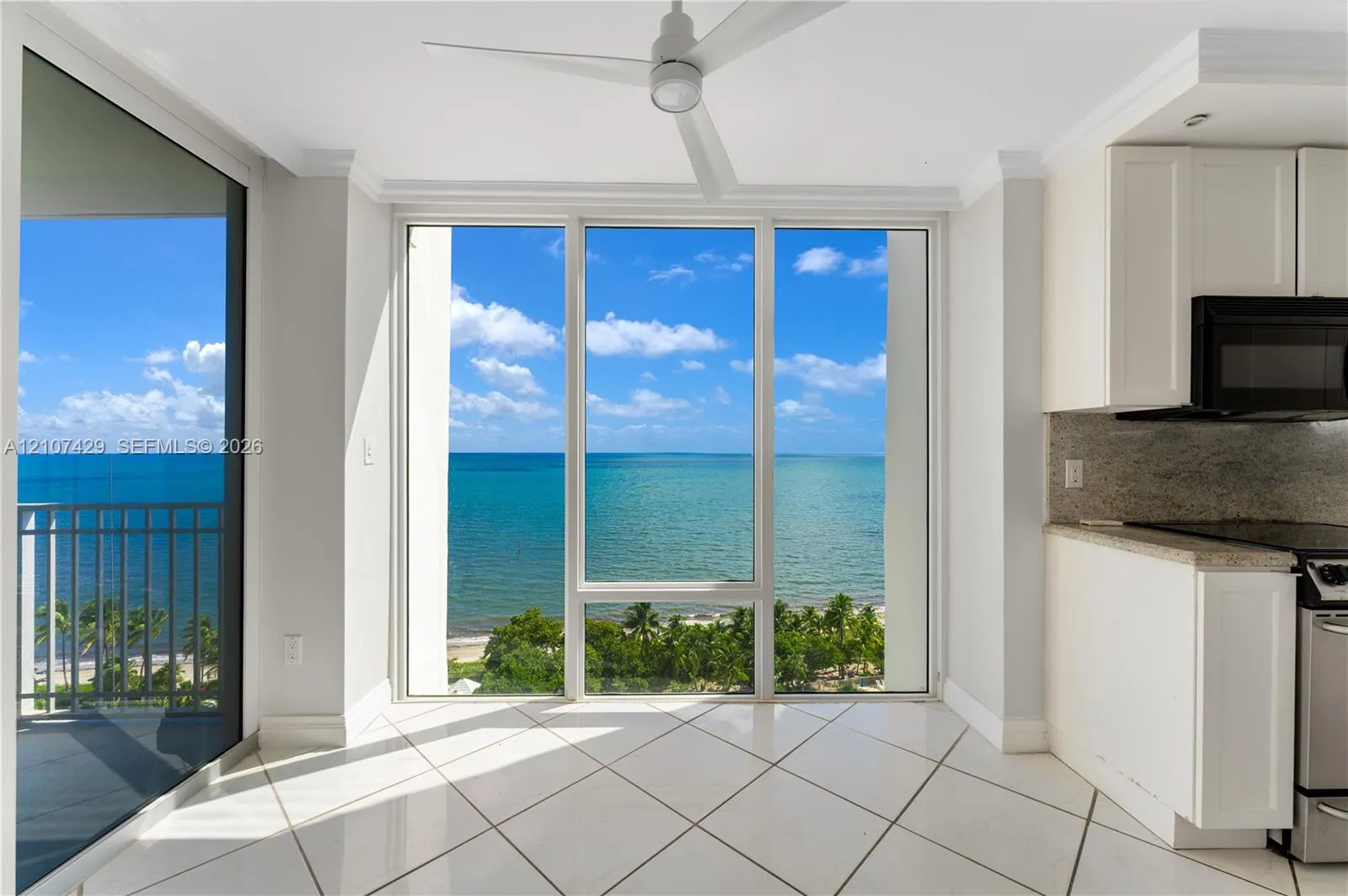 881 Ocean Drive #13H