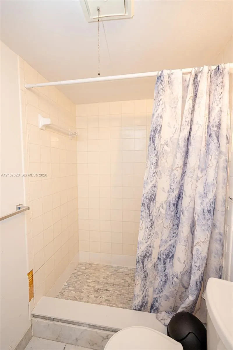 3531 Inverrary Drive #108