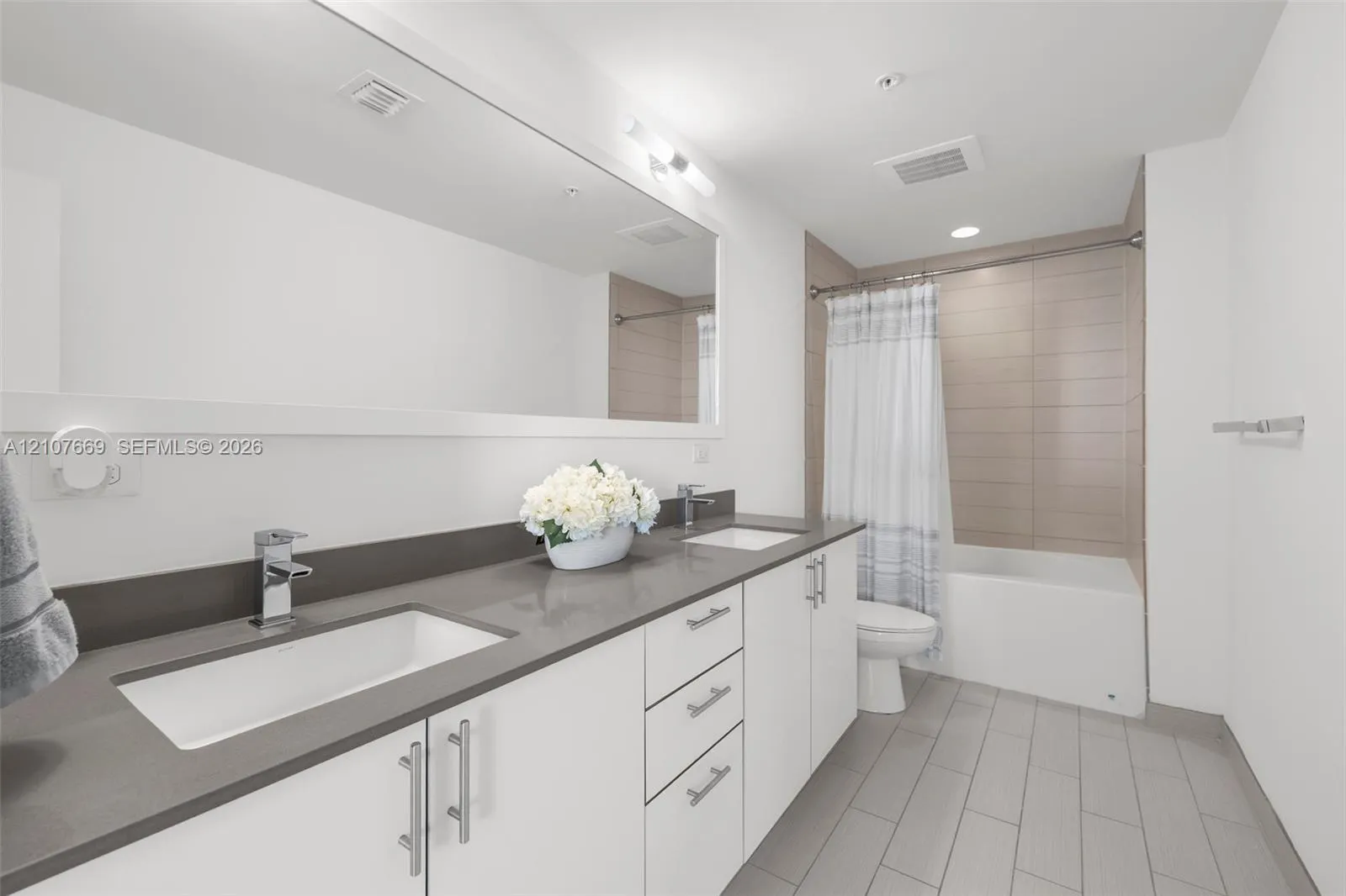 999 SW 1st Avenue #2611