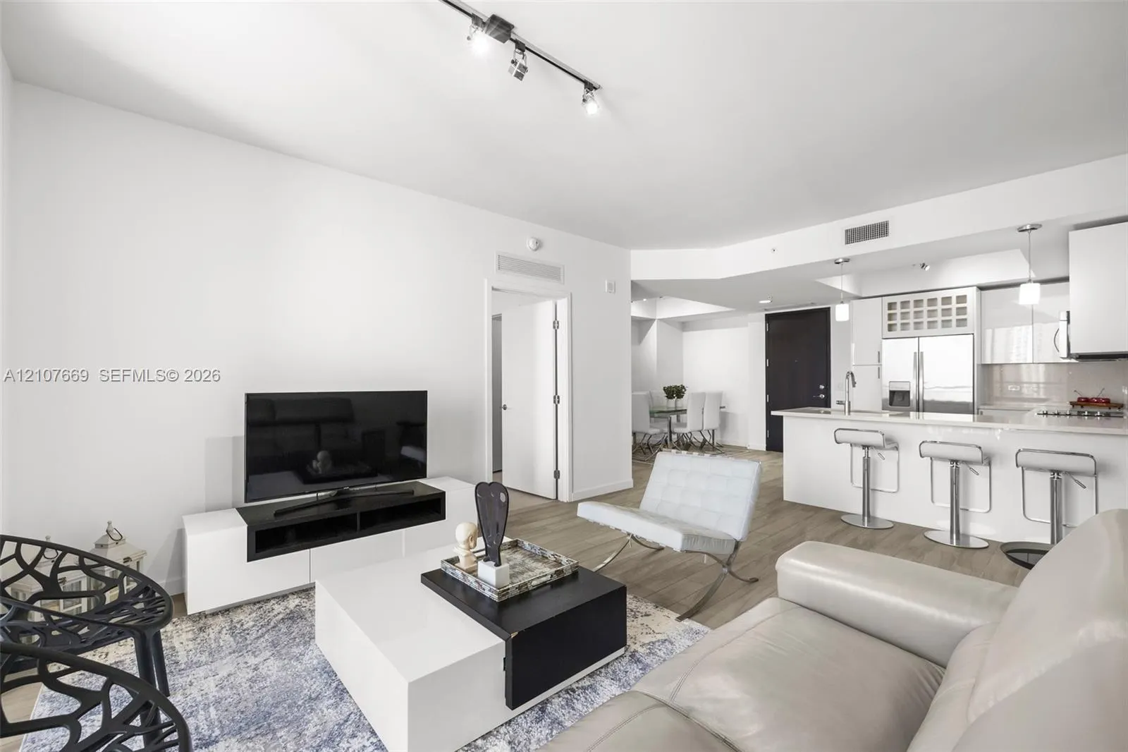 999 SW 1st Avenue #2611