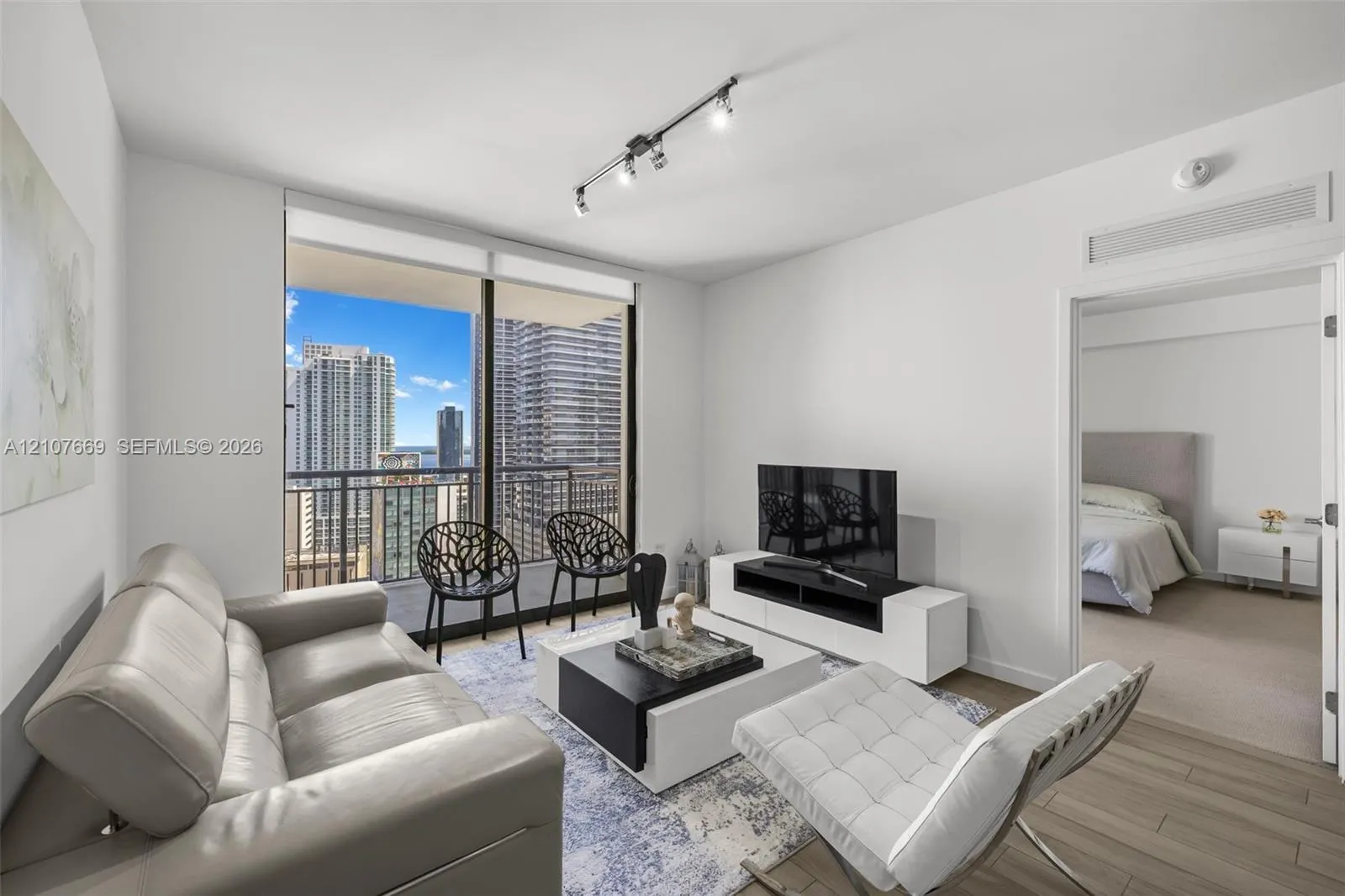 999 SW 1st Avenue #2611