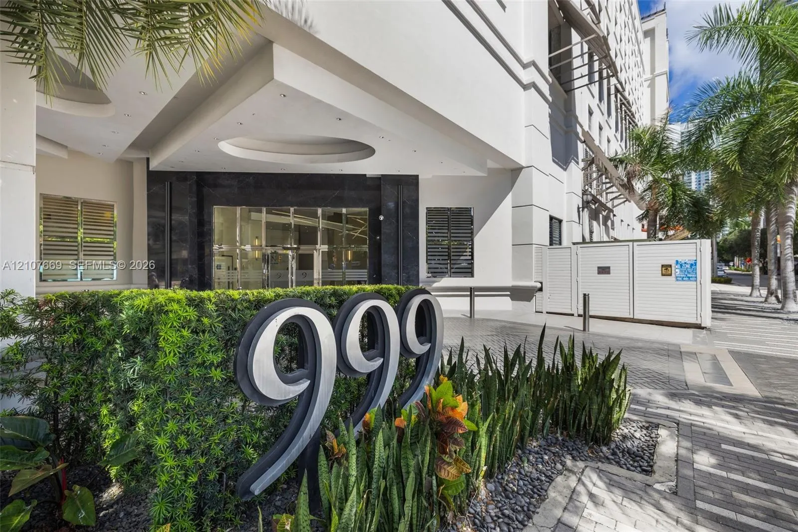 999 SW 1st Avenue #2611