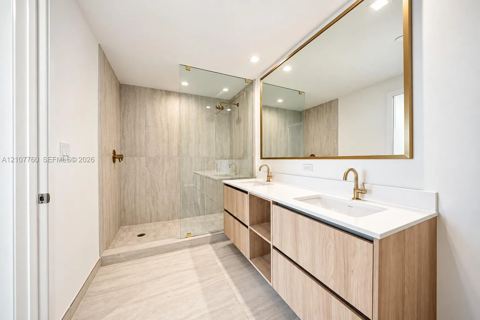 77 SE 5th Street #2803