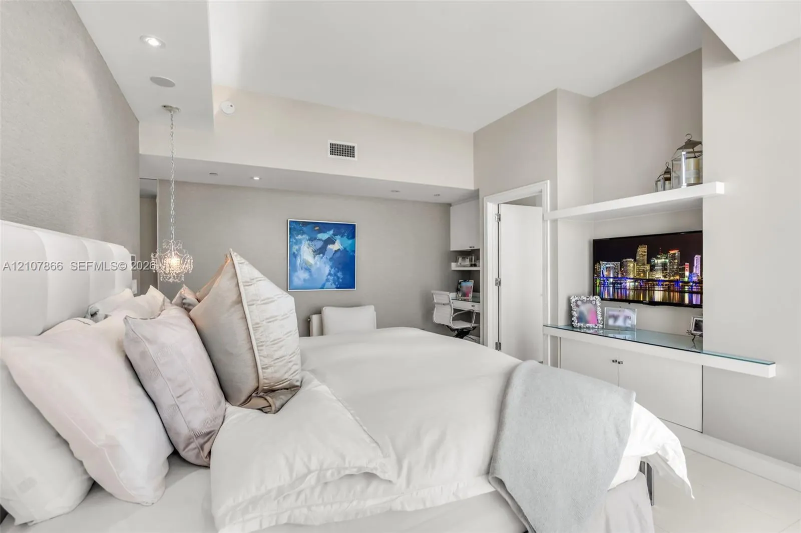 17121 Collins Avenue #2608