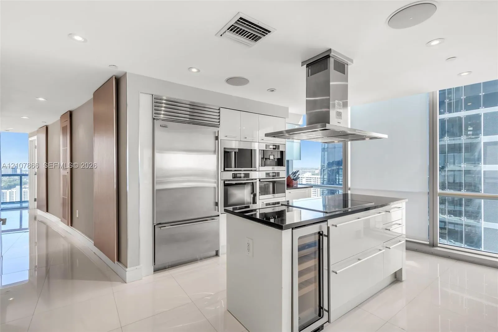 17121 Collins Avenue #2608