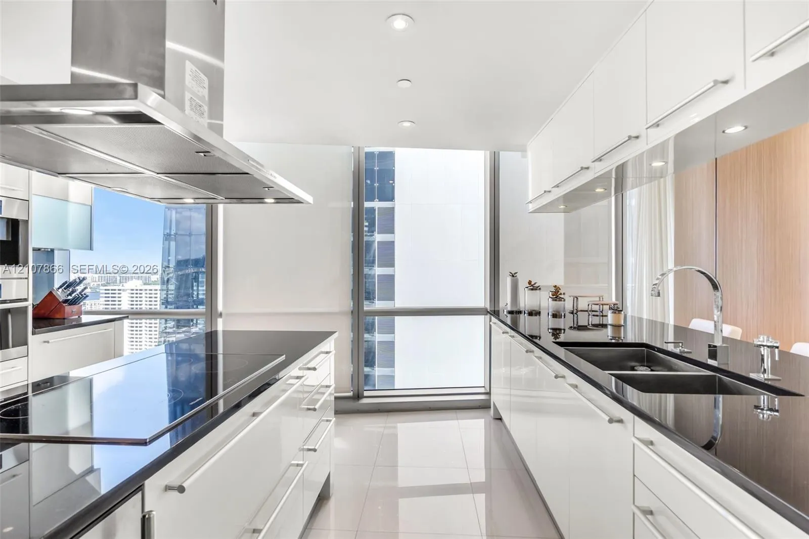17121 Collins Avenue #2608