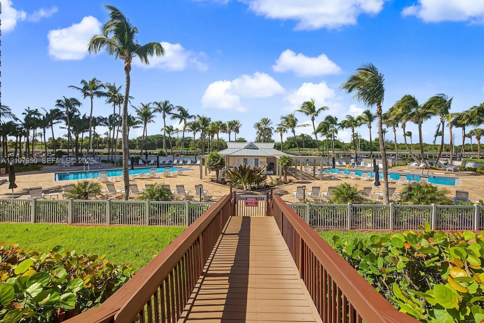 8800 S Ocean Drive #608