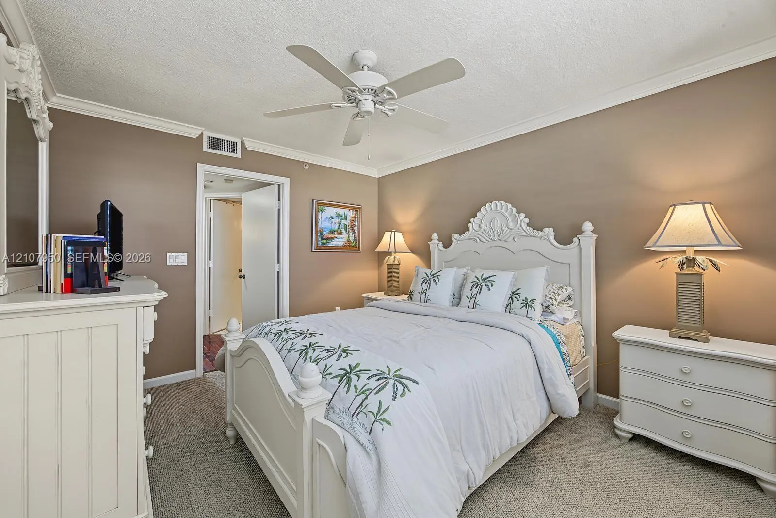 8800 S Ocean Drive #608