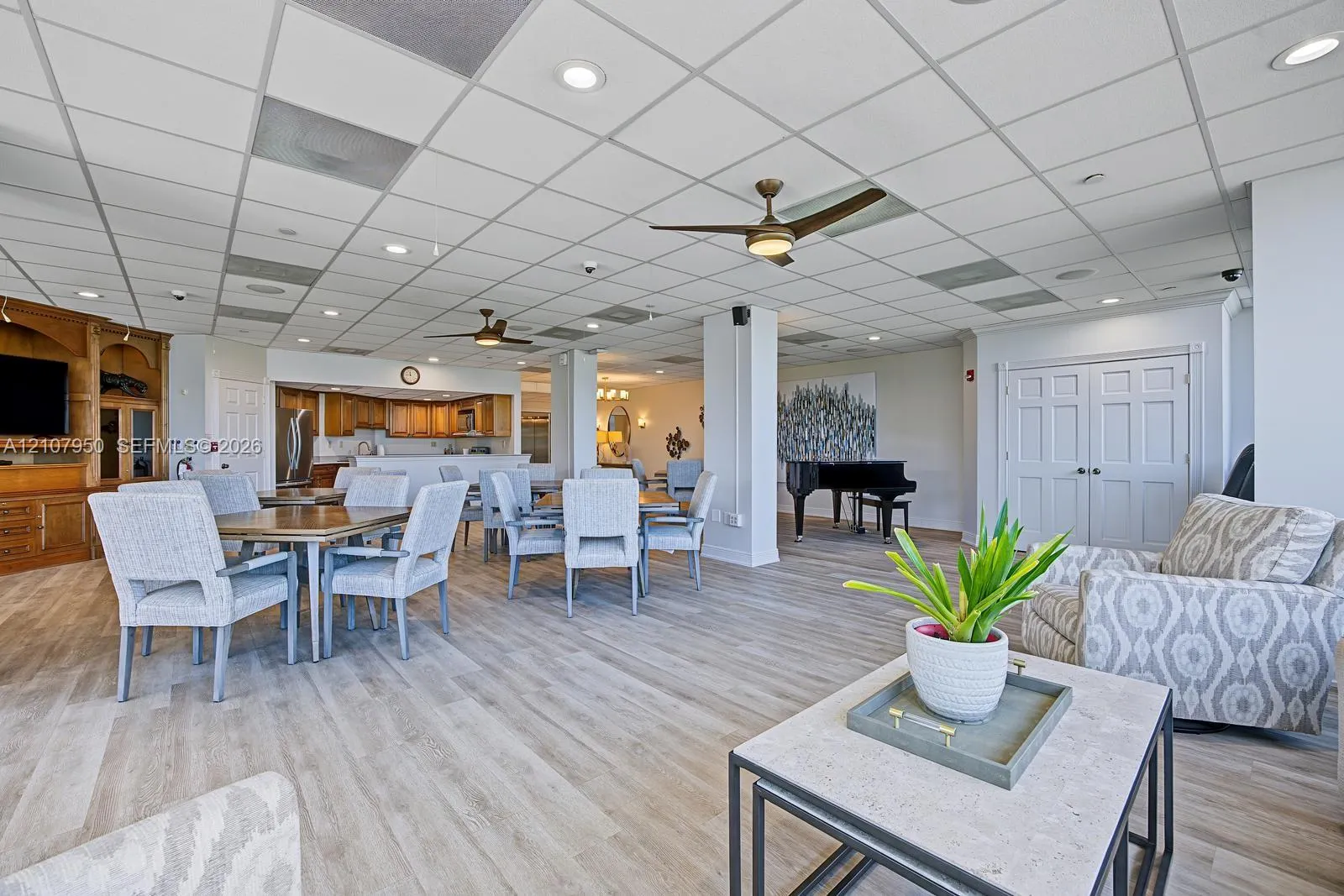 8800 S Ocean Drive #608