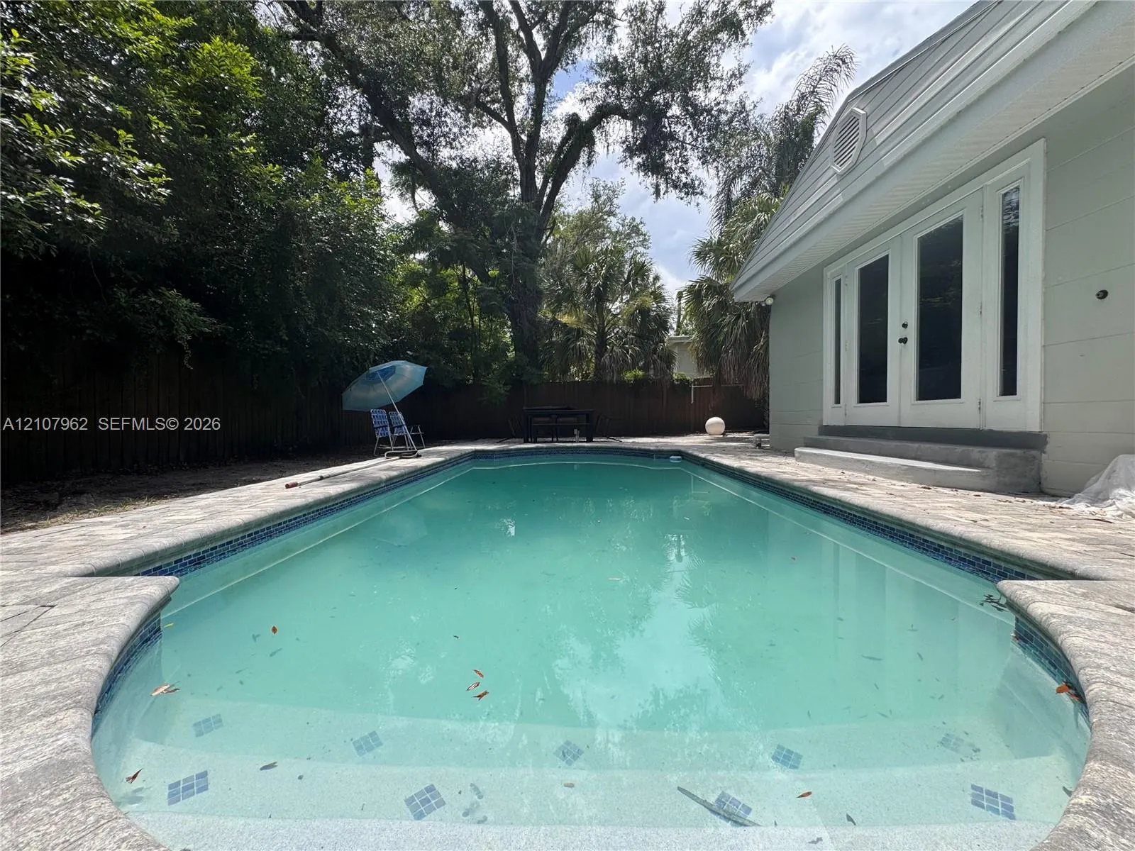309 Deer Park Avenue