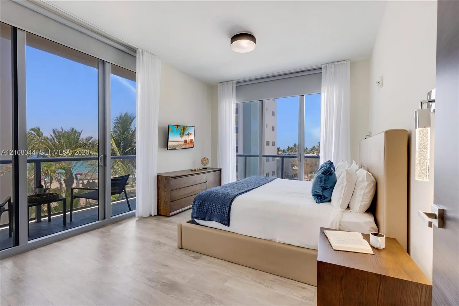 777 N Ocean Drive #N307
