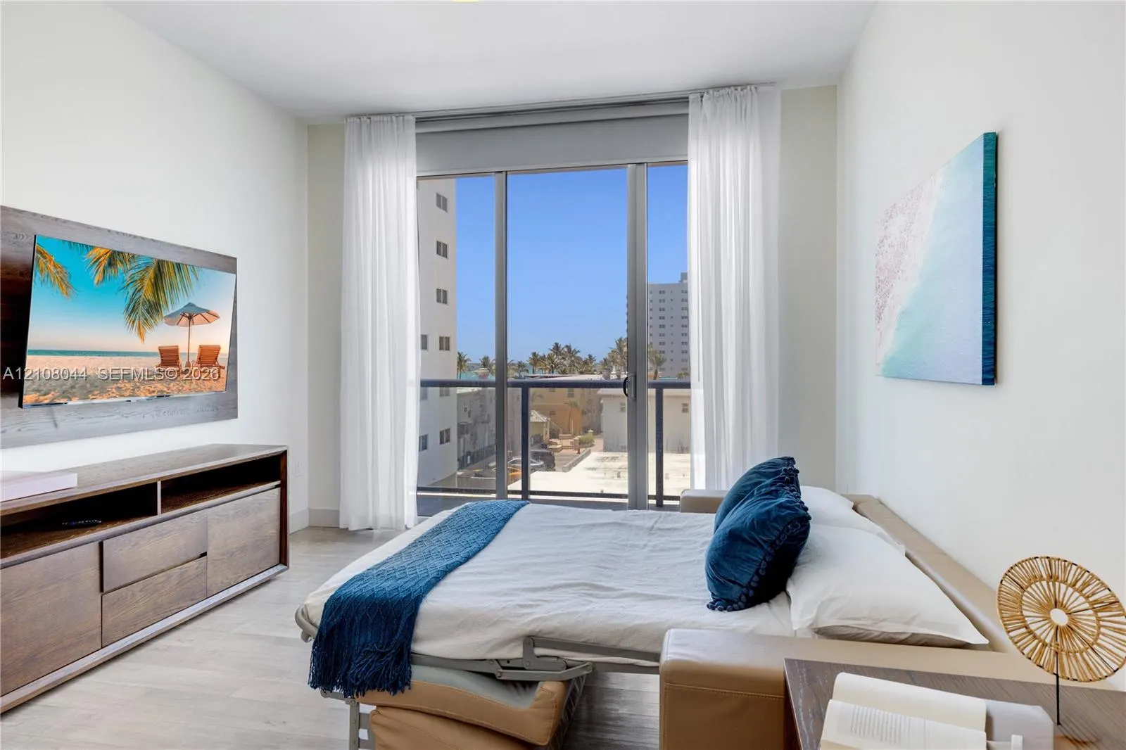 777 N Ocean Drive #N307