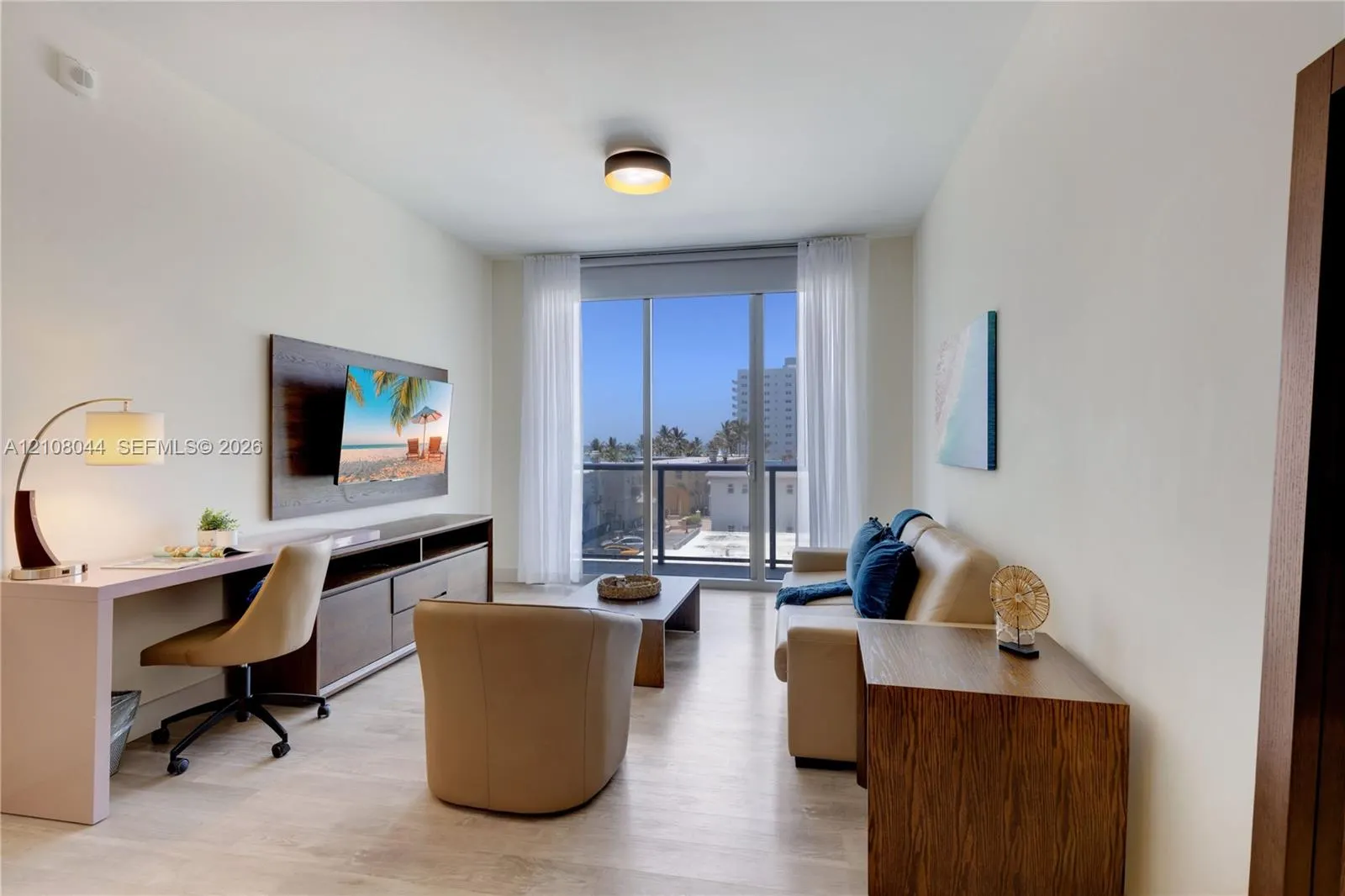 777 N Ocean Drive #N307