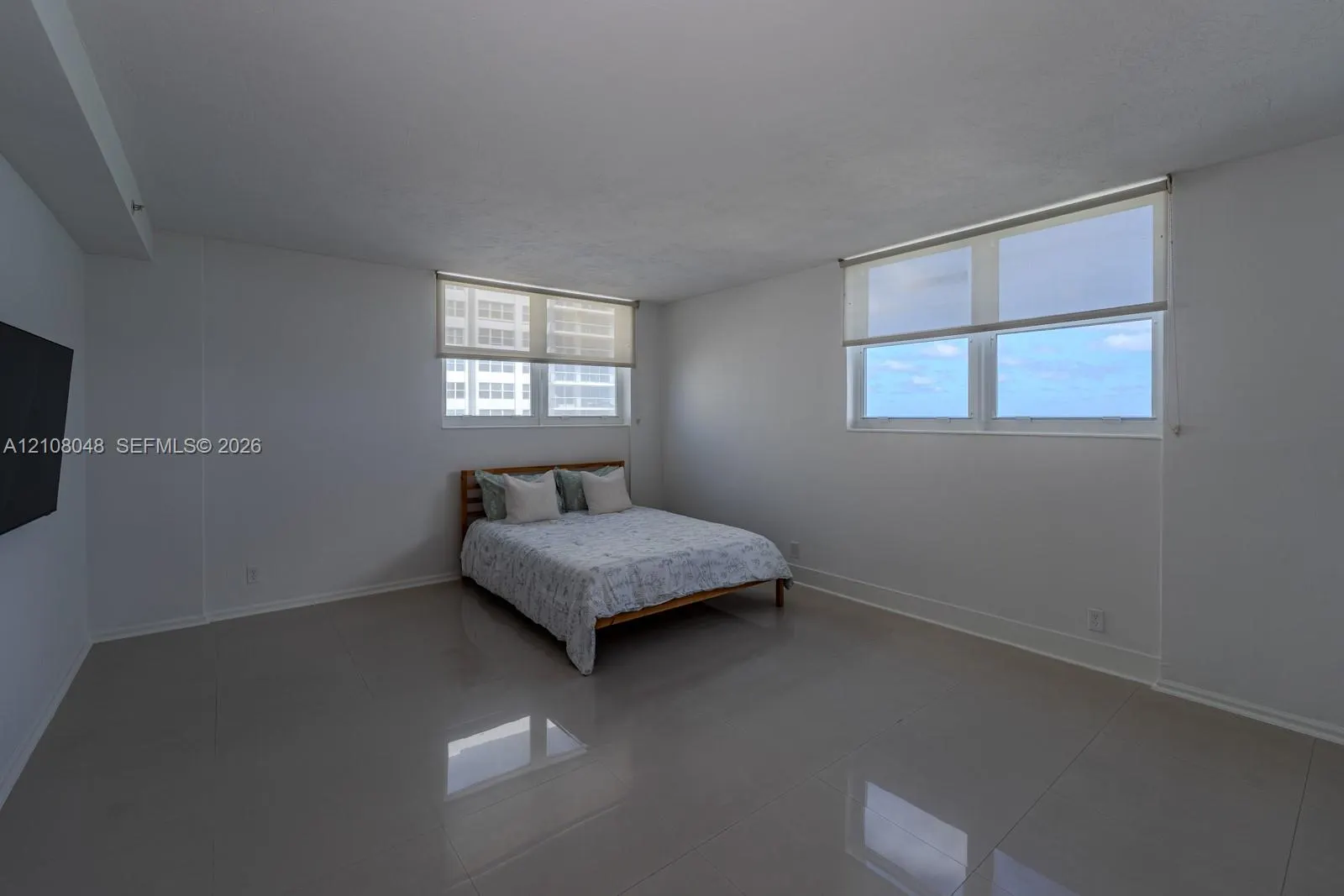 3001 S Ocean Drive #809