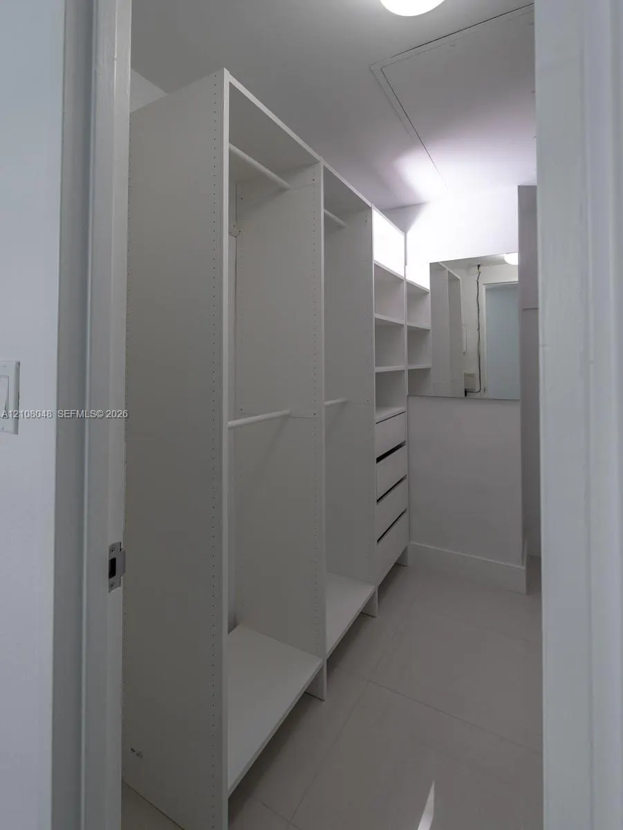 3001 S Ocean Drive #809