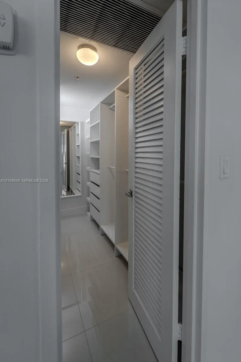 3001 S Ocean Drive #809