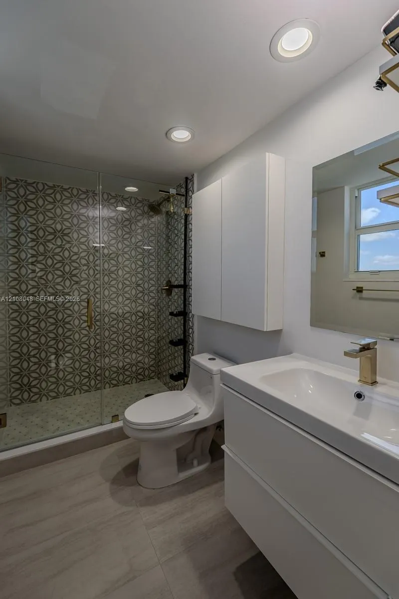 3001 S Ocean Drive #809