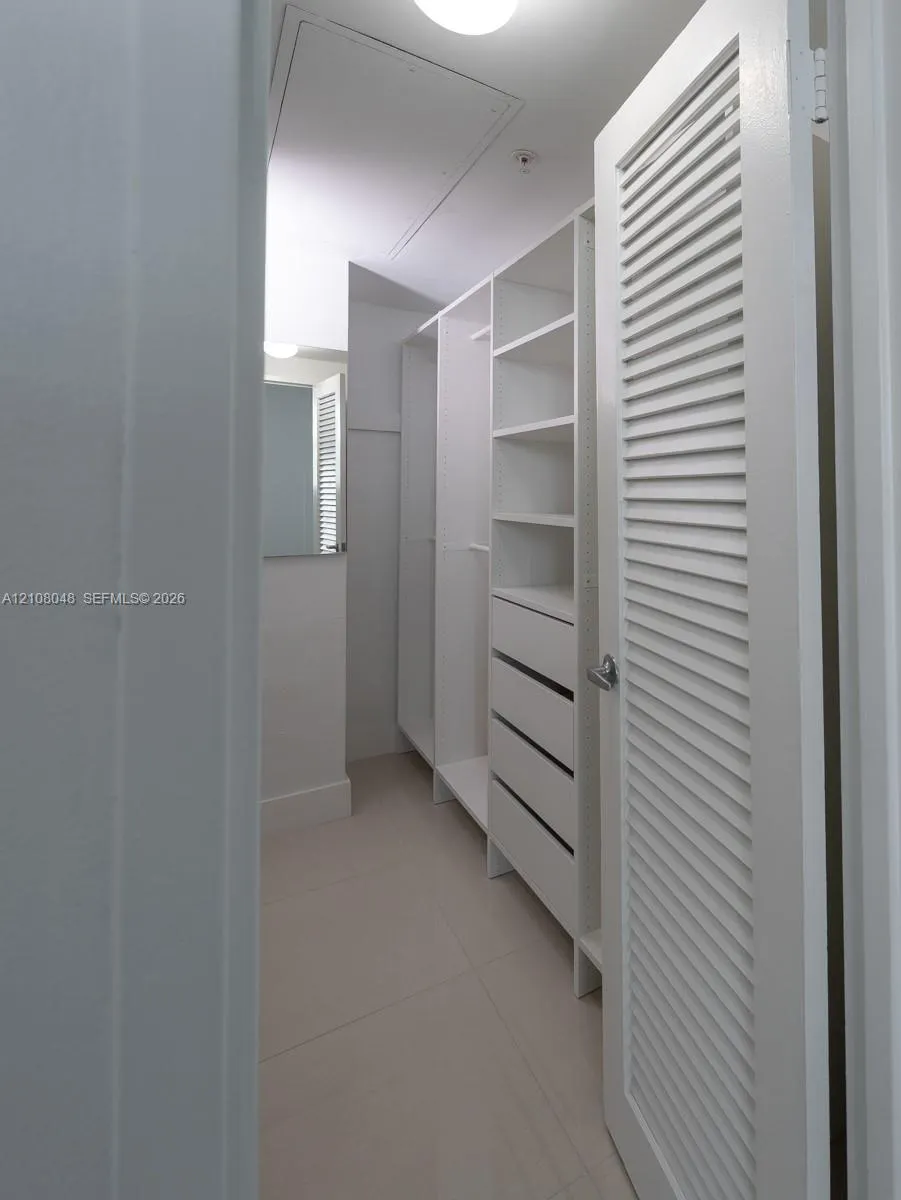 3001 S Ocean Drive #809